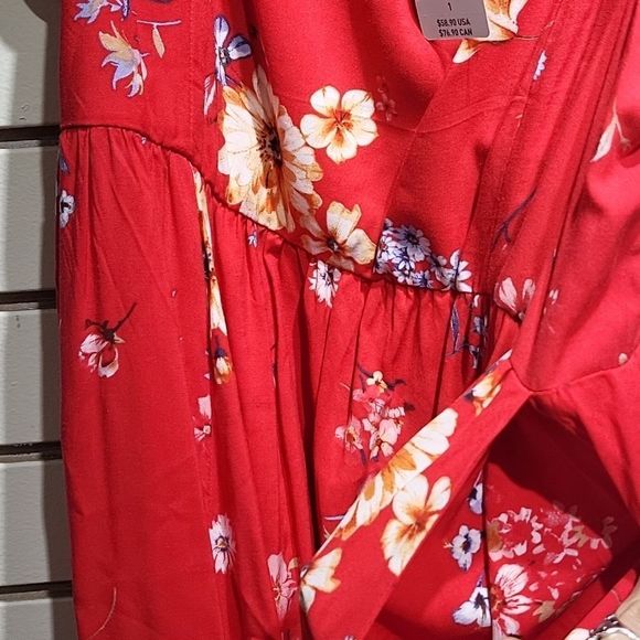 TORRID Red Floral Mini Challis Hogh-Low Skater Dress Size 1 - Picture 3 of 3